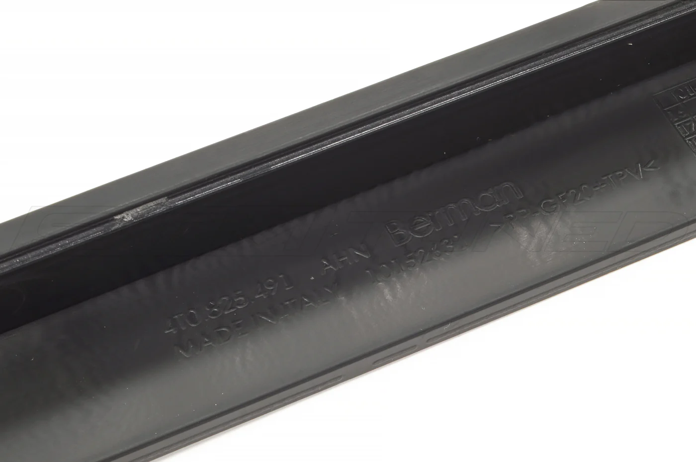 Lamborghini OEM Front Lower Center Spoiler for Huracan Performante (4T0825491) - Image 3
