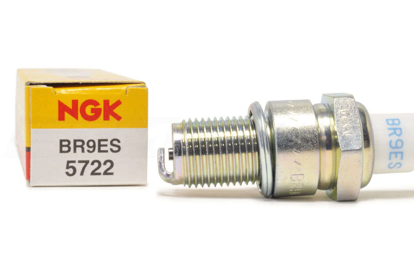 NGK BR9ES 5722 Standard Spark Plug for DSM & Evo 1-8 - Image 2