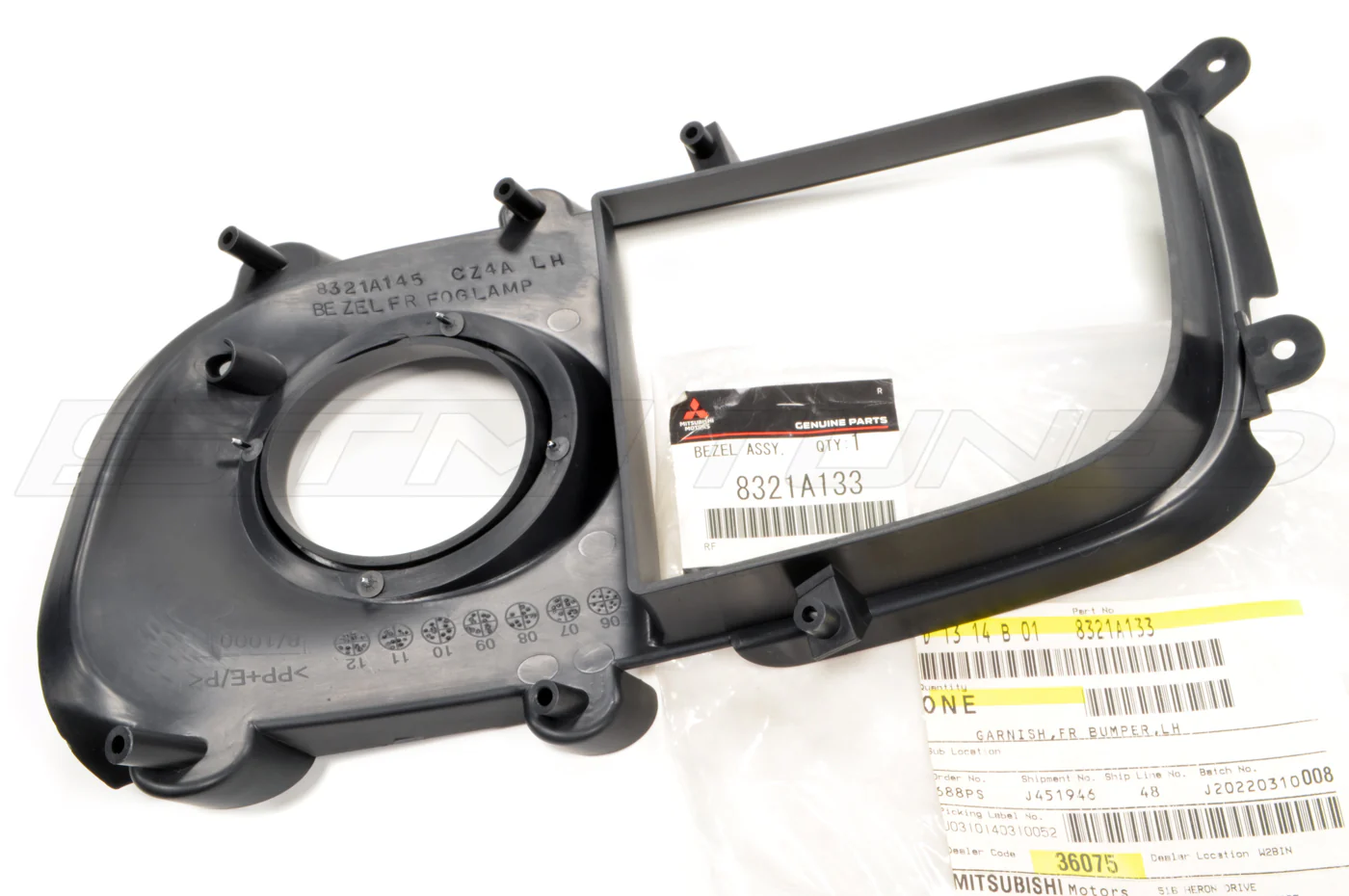 Mitsubishi OEM Fog Light Bezel for Evo X - Image 6