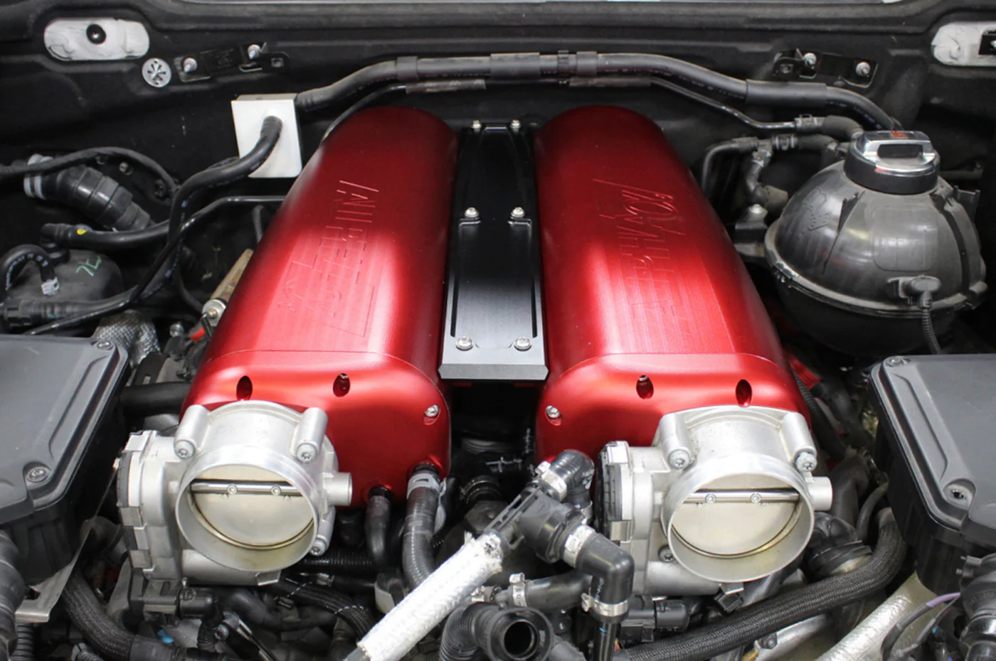 AMS V10 Billet Intake Manifold for 17+R8 / Huracan - Image 3