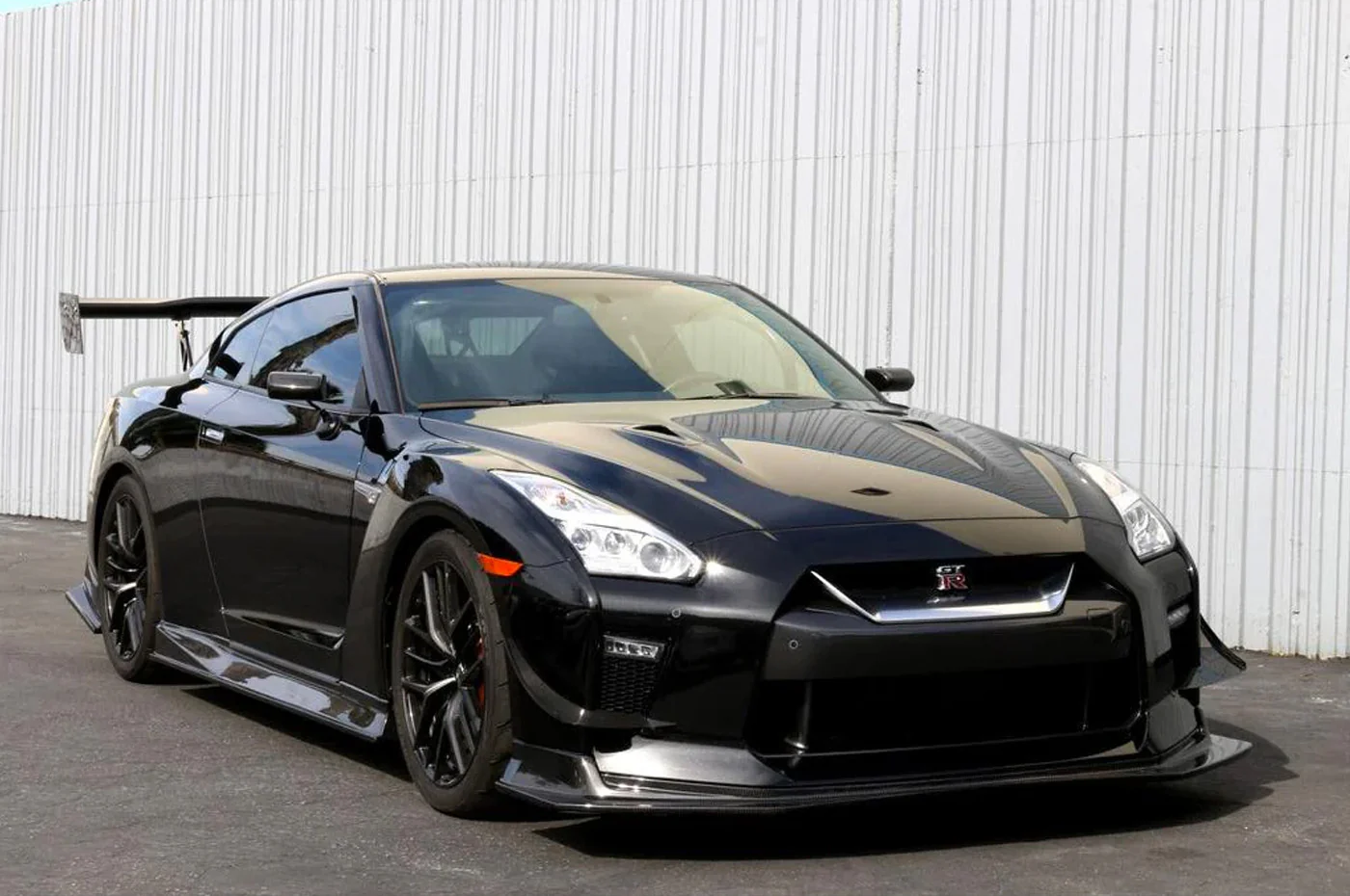 APR Carbon Fiber Front Lip for 2017+ R35 GTR (FA-603517) - Image 4