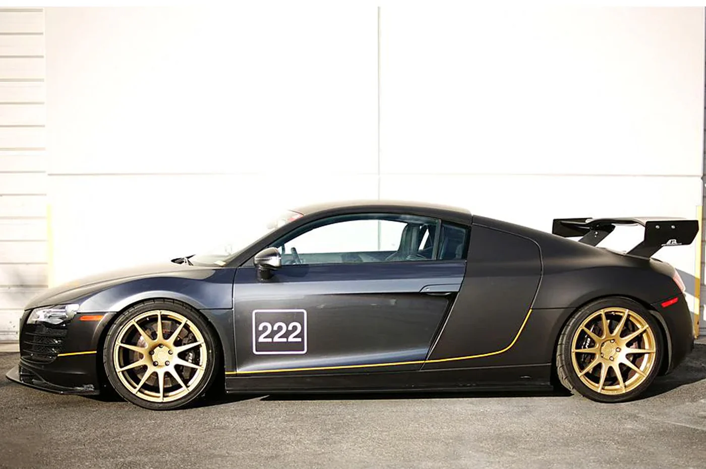 APR Carbon Fiber Side Skirt Extensions for 2006-2015 Audi R8 (FS-508008) - Image 3