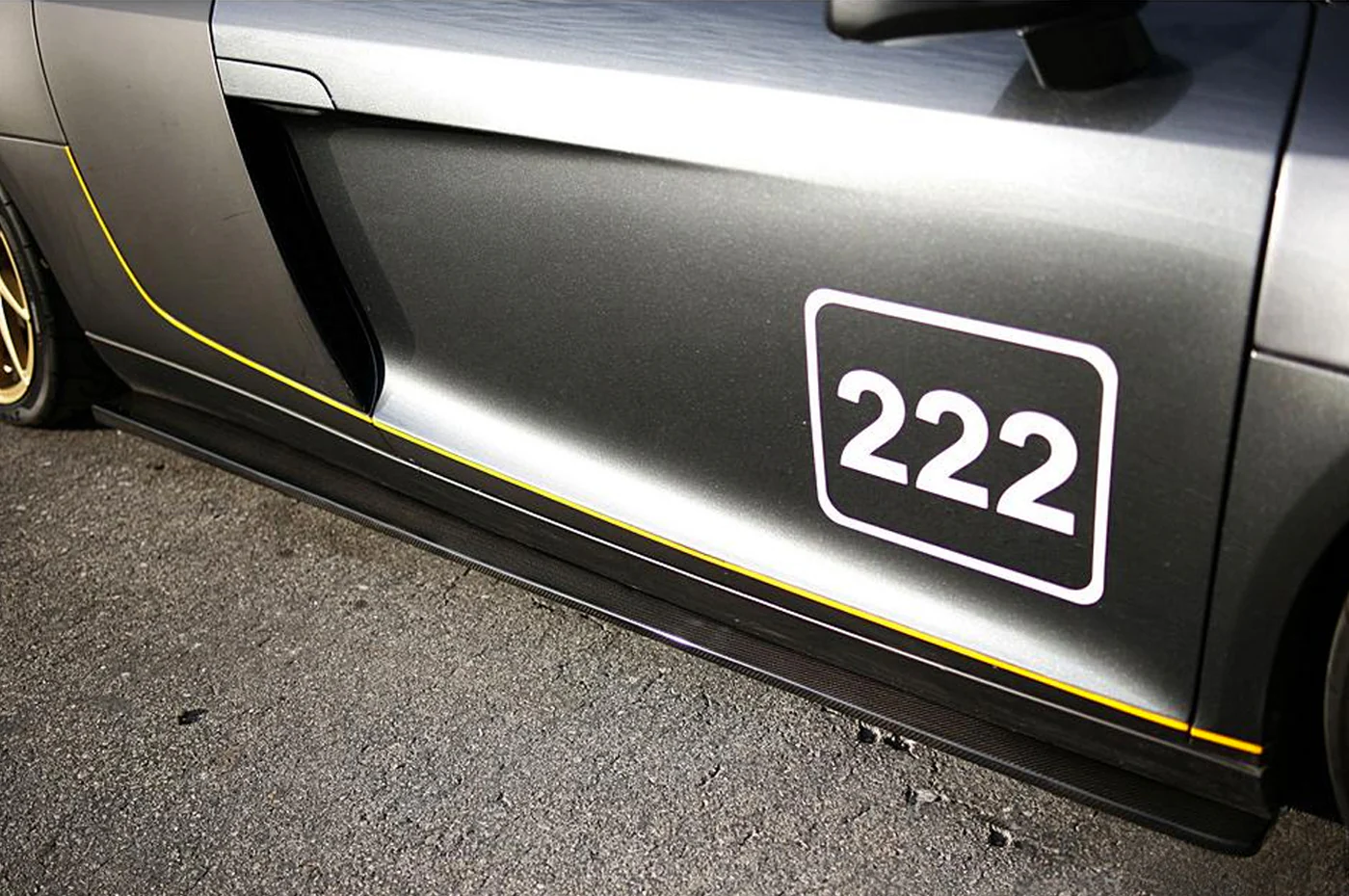 APR Carbon Fiber Side Skirt Extensions for 2006-2015 Audi R8 (FS-508008) - Image 4