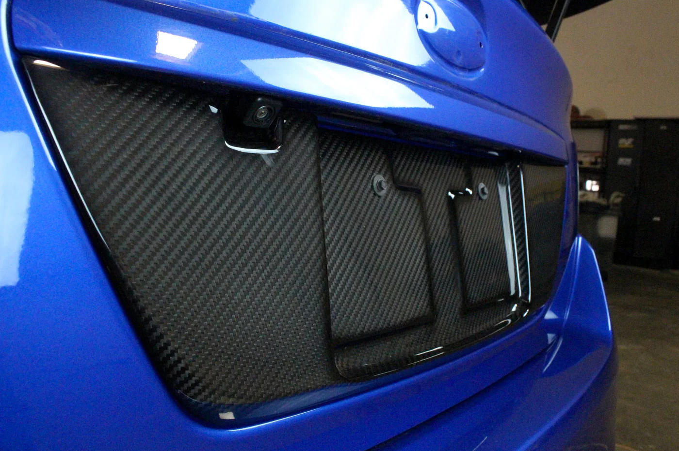 APR Carbon Fiber License Plate Frame for 2015-2021 WRX/ STi (CBX-WRXLIC15) - Image 3