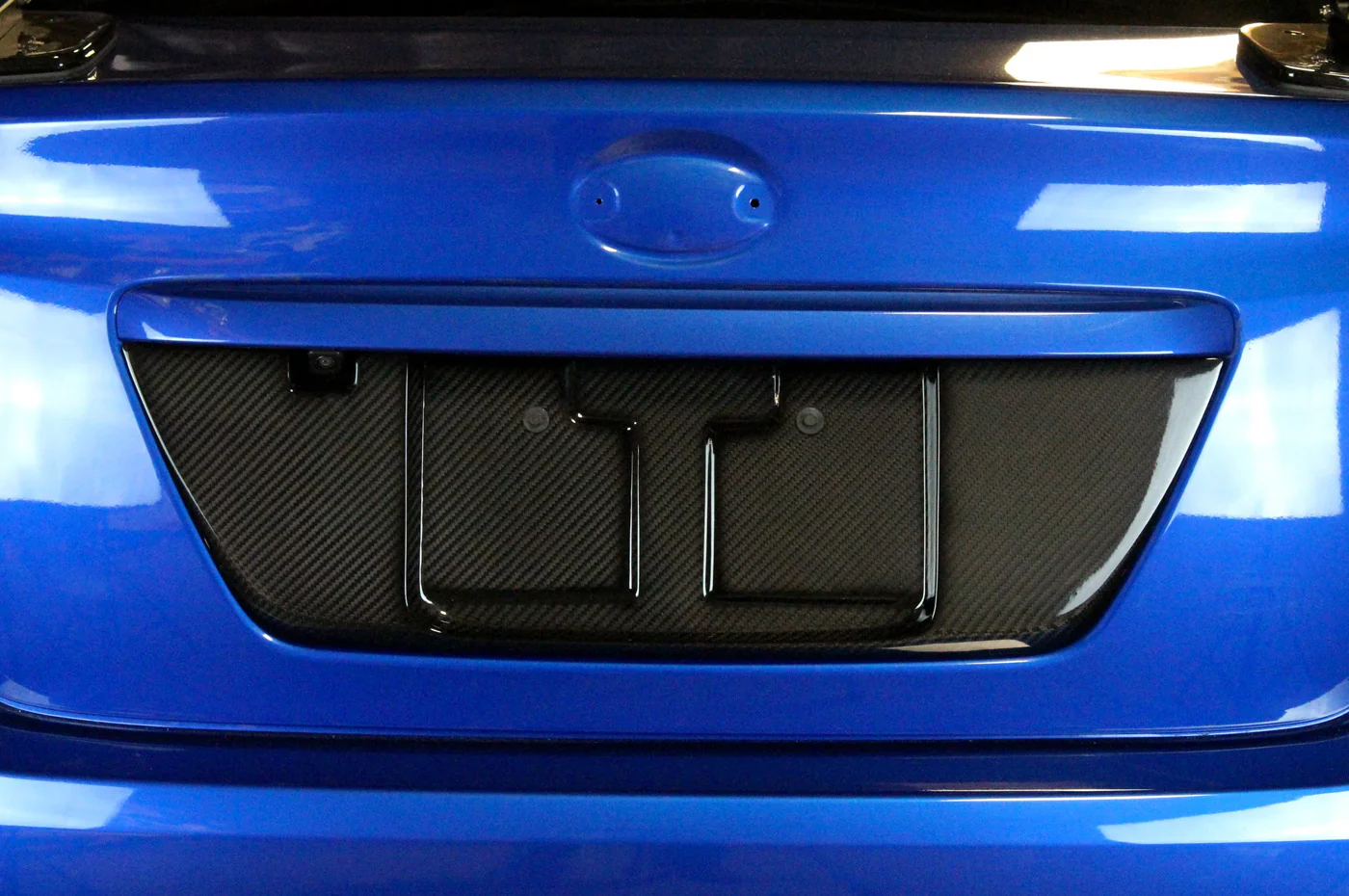 APR Carbon Fiber License Plate Frame for 2015-2021 WRX/ STi (CBX-WRXLIC15) - Image 4