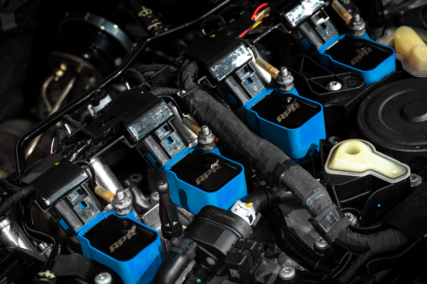 APR Ignition Coil for RS3 TTRS RSQ8 URUS - Image 9