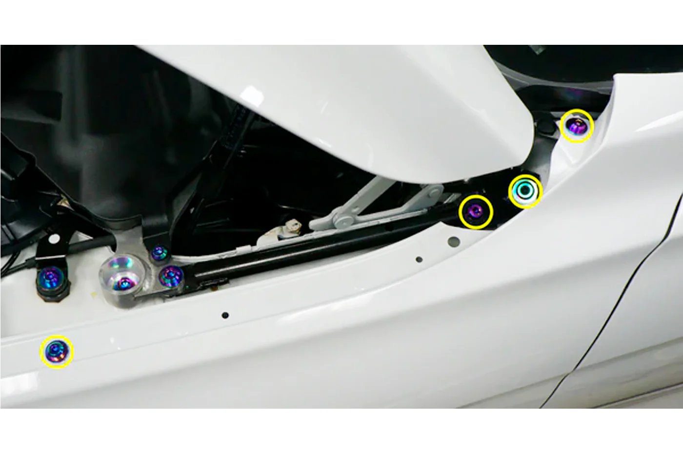 Dress Up Bolts Upper Fender Kit for F80 M3 (BMW-019) - Image 7