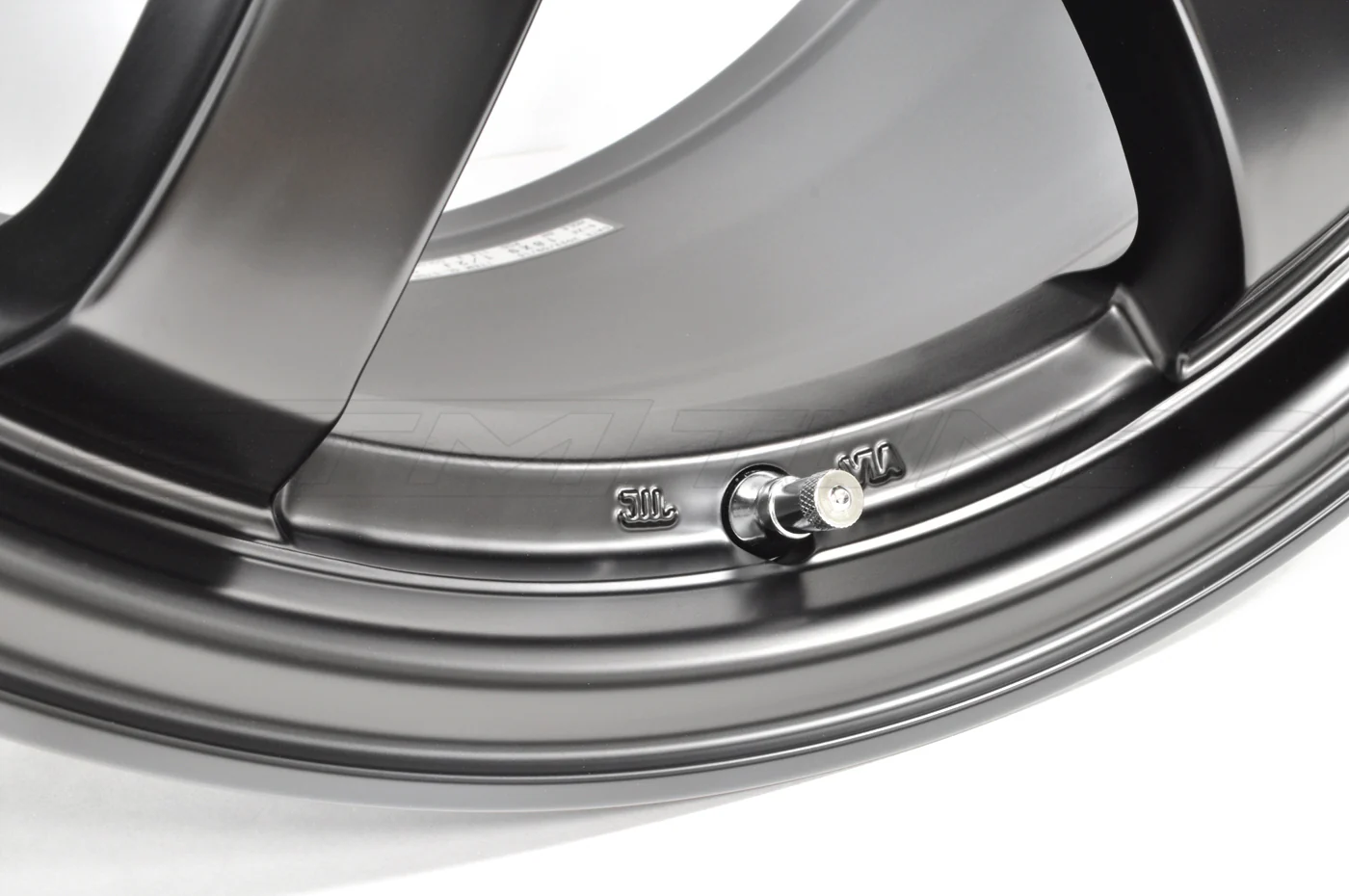 Gram Lights 57DR Semi Gloss Black Wheel - Image 4