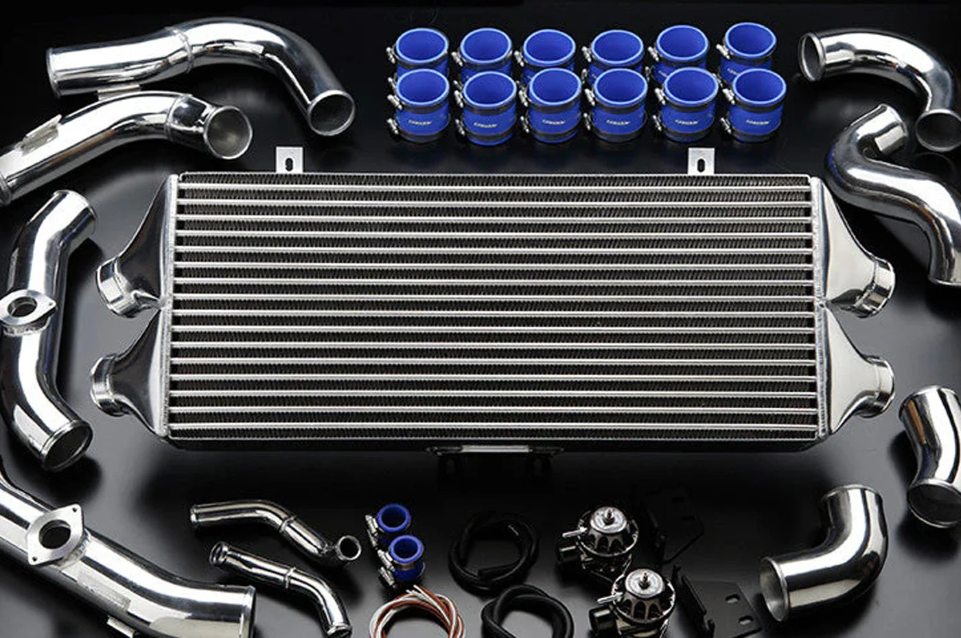 GReddy Nissan R35 GTR Intercooler Kit T-29F With FV2 (12020220) - Image 4