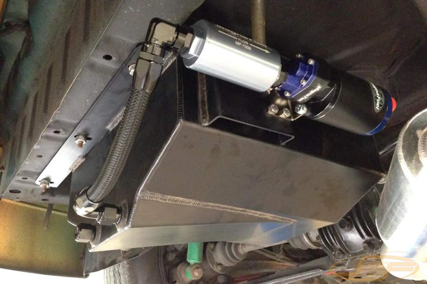 JMF 10 Gallon Fuel Cell for 1G DSM AWD - Image 4