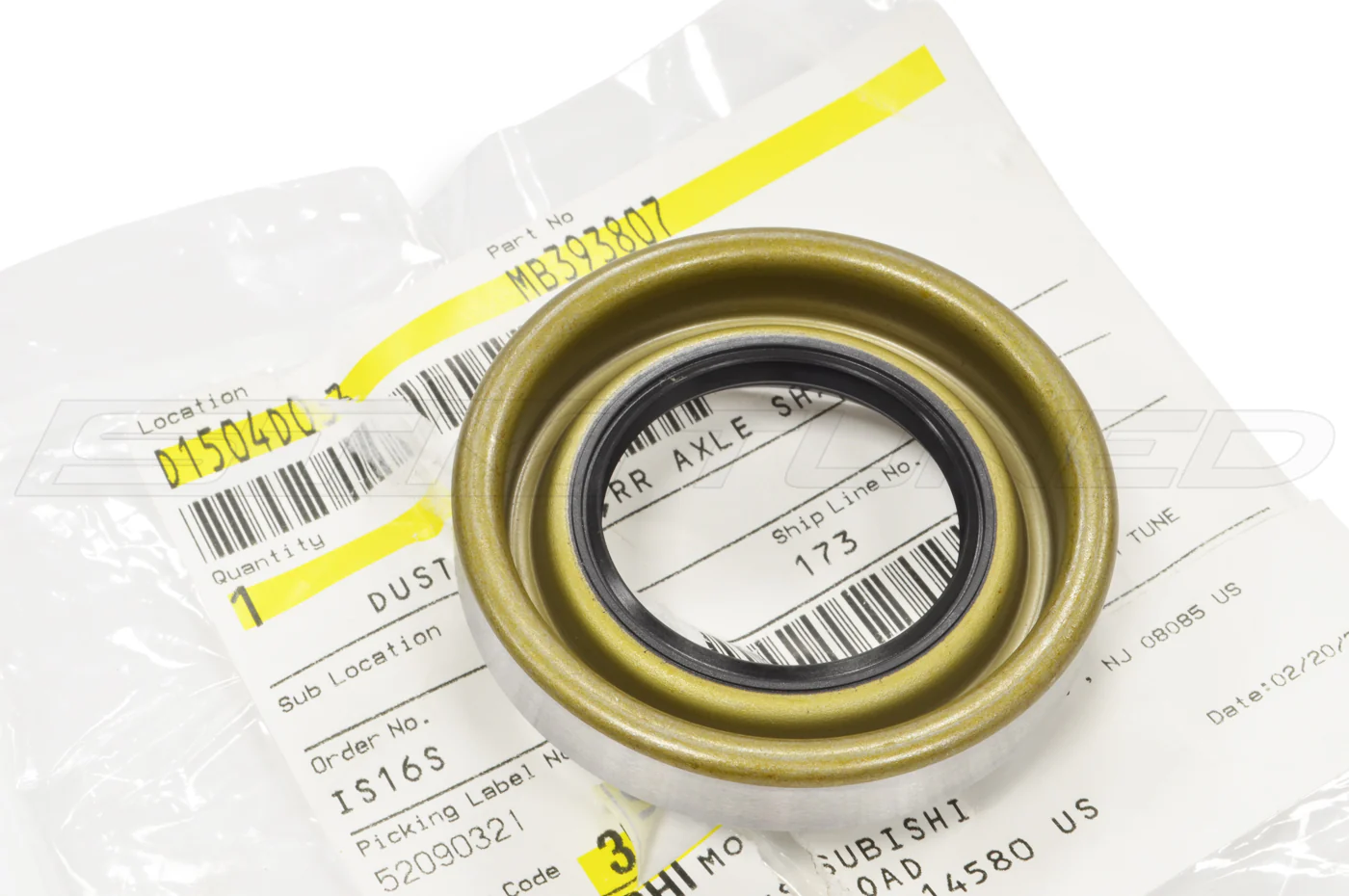 Mitsubishi OEM Inner Rear Axle/Bearing Seal for AWD 1G DSM/3S (MB393807) - Image 3