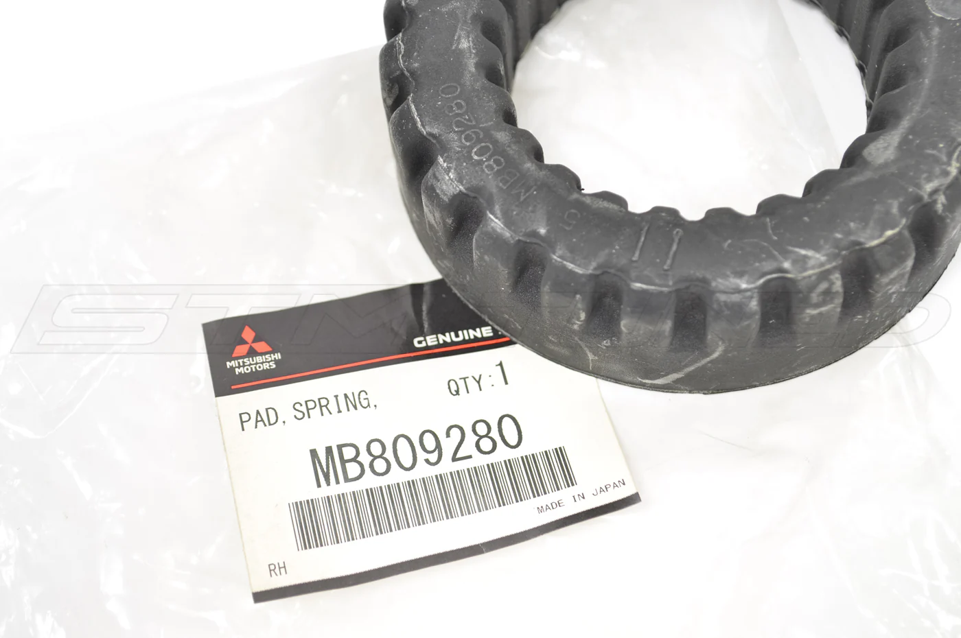 Mitsubishi OEM Rear Shock Bushing for Evo 7/8/9 (MB809280) - Image 3