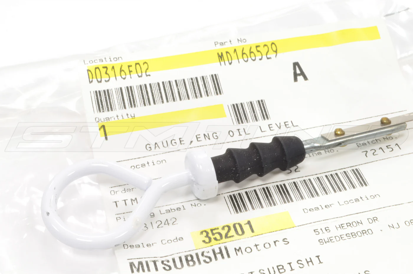 Mitsubishi OEM Engine Oil Dipstick for 3000GT (MD166529) - Image 4