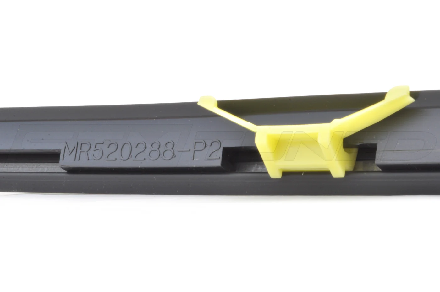 Mitsubishi OEM Drip Moulding and Clips for Evo 7/8/9 - Image 7