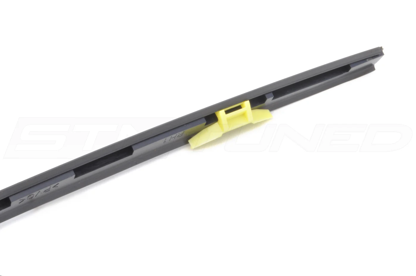 Mitsubishi OEM Drip Moulding and Clips for Evo 7/8/9 - Image 8