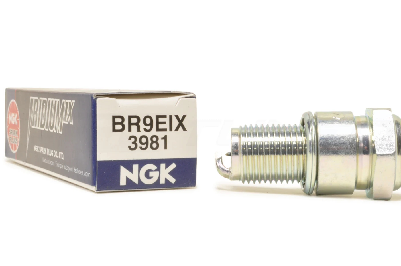NGK BR9EIX 3981 Iridium IX Spark Plug for DSM & Evo 1-8 - Image 2