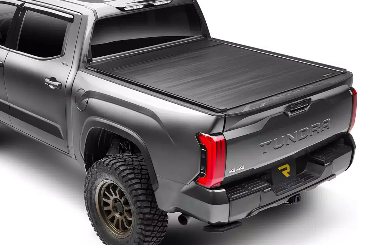 Retrax EQ Tonneau Cover for 2017+ Ford F150 Raptor with 5' 7" Bed (EQ0373)