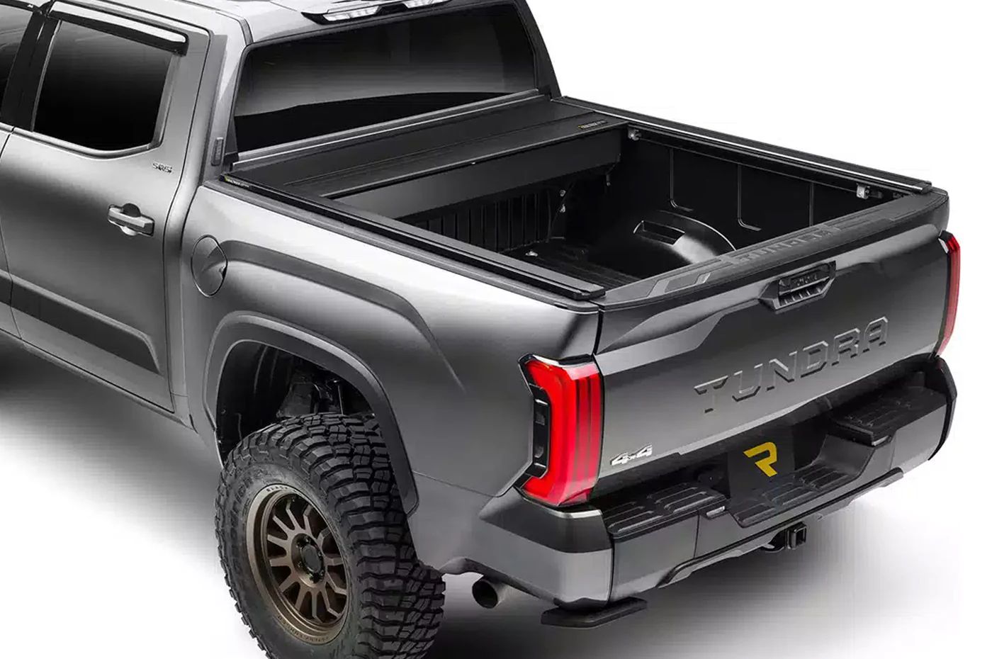 Retrax EQ Tonneau Cover for 2017+ Ford F150 Raptor with 5' 7" Bed (EQ0373) - Image 3