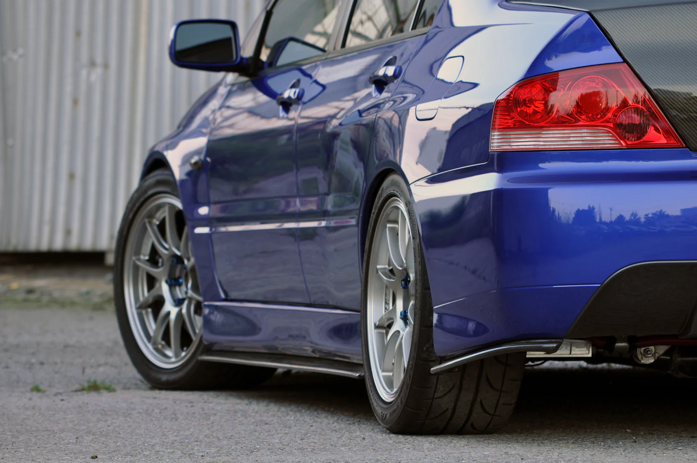 Rexpeed Carbon Fiber Side Skirt Extensions for Evo 7/8/9 (R67) - Image 5