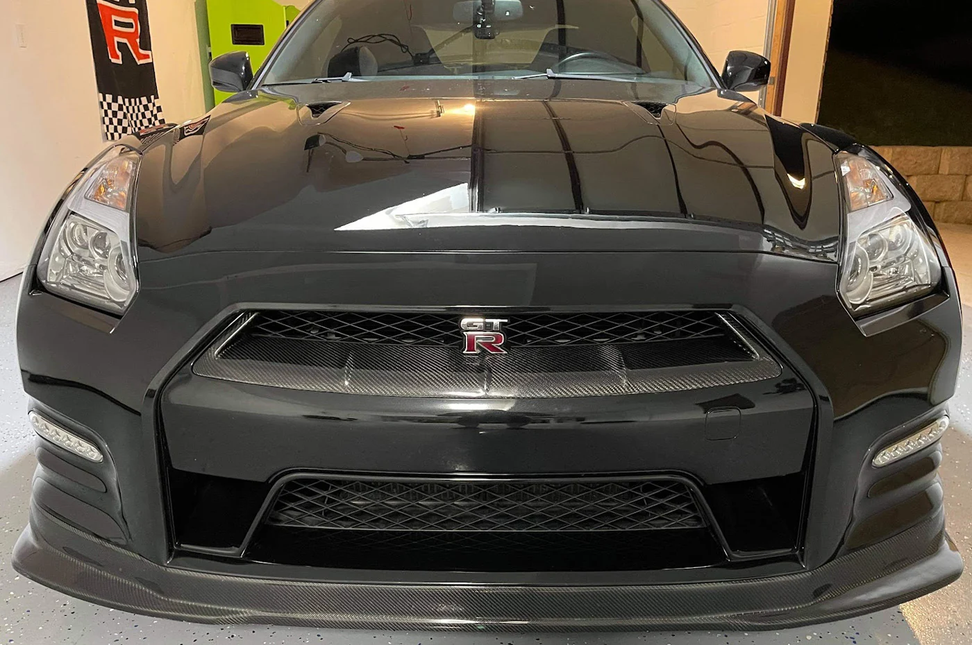Rexpeed Nissan R35 GTR M-Style Carbon Fiber Grille (N50) - Image 2