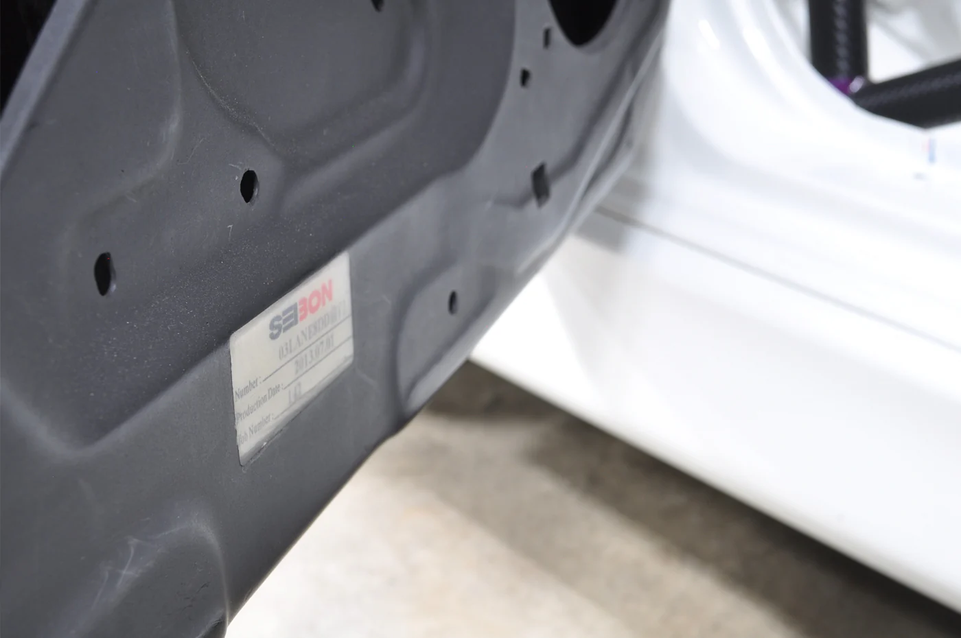 Seibon Carbon Fiber Rear Doors for Evo 7/8/9 (DD0305MITEVO8-R) - Image 4