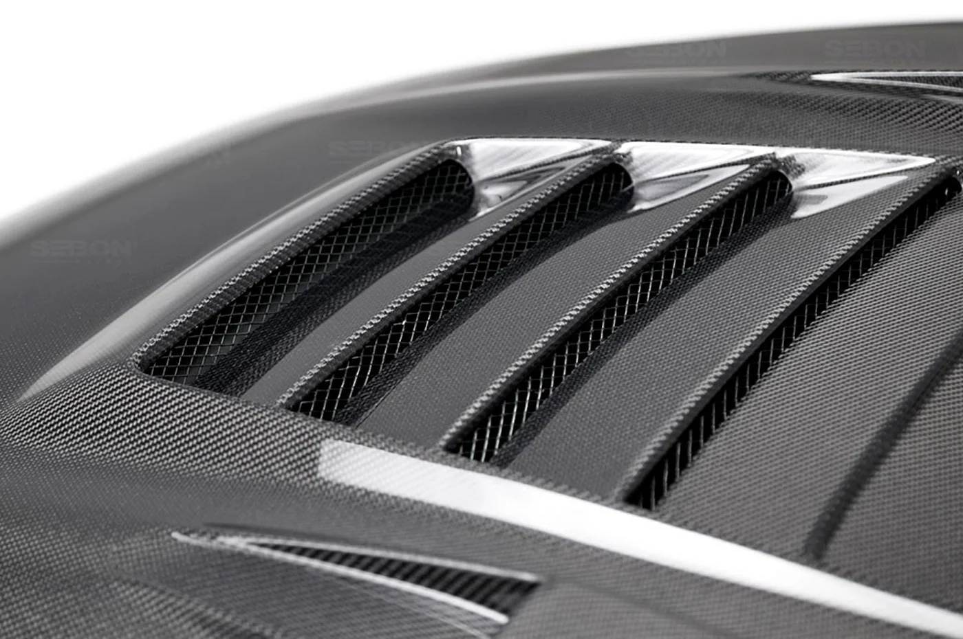 Seibon Carbon Fiber Hood DS Style Gloss for R35 GTR 2009-2016 (HD0910NSGTR-DS) - Image 5