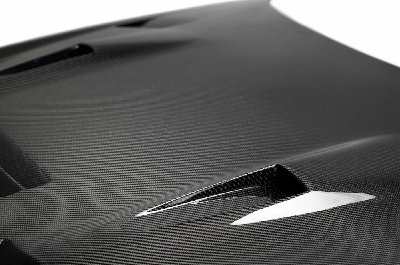 Seibon Carbon Fiber Hood GTII Style for 2017+ R35 GTR (HD17NSGTR-GTII) - Image 3