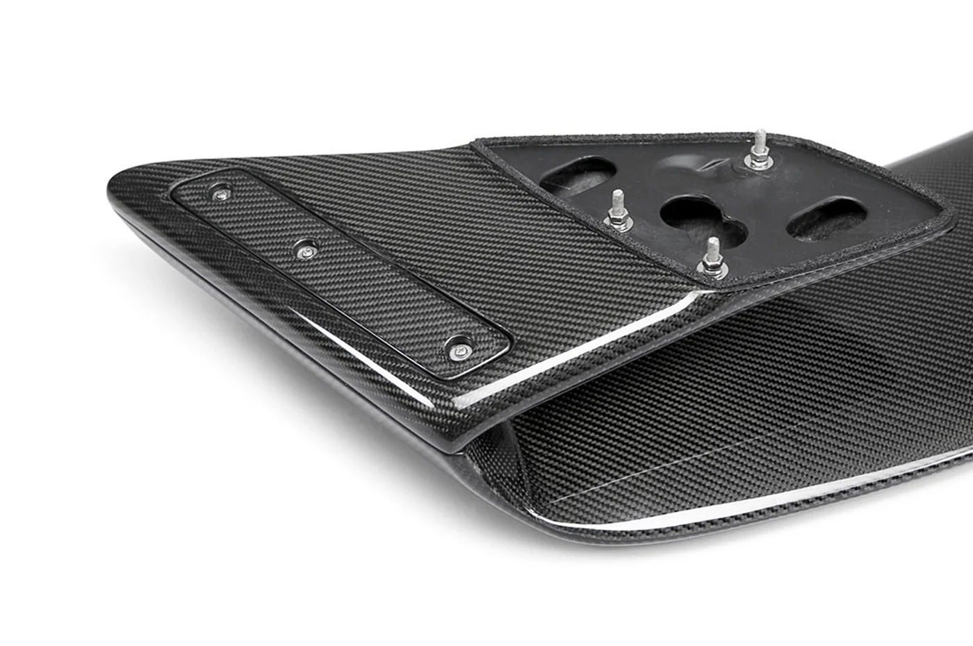 Seibon Carbon Fiber Spoiler OEM Style Gloss for R35 GTR (RS0910NSGTR-OE) - Image 7