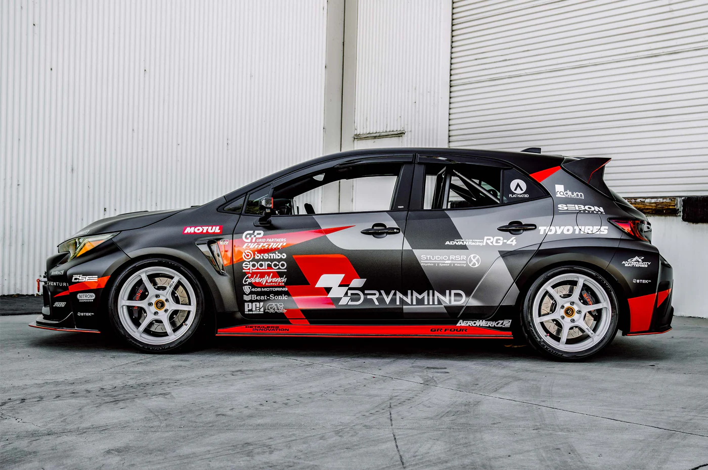 Seibon Carbon Fiber Side Skirts for 2023+ GR Corolla (SS23TYGRCOR-MB) - Image 6