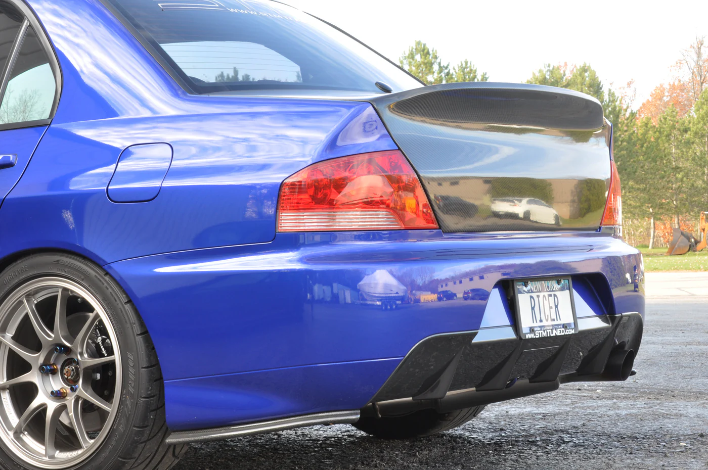 Seibon Carbon Fiber Trunk C Style for Evo 7/8/9 (TL0305MITEVO8-C) - Image 7