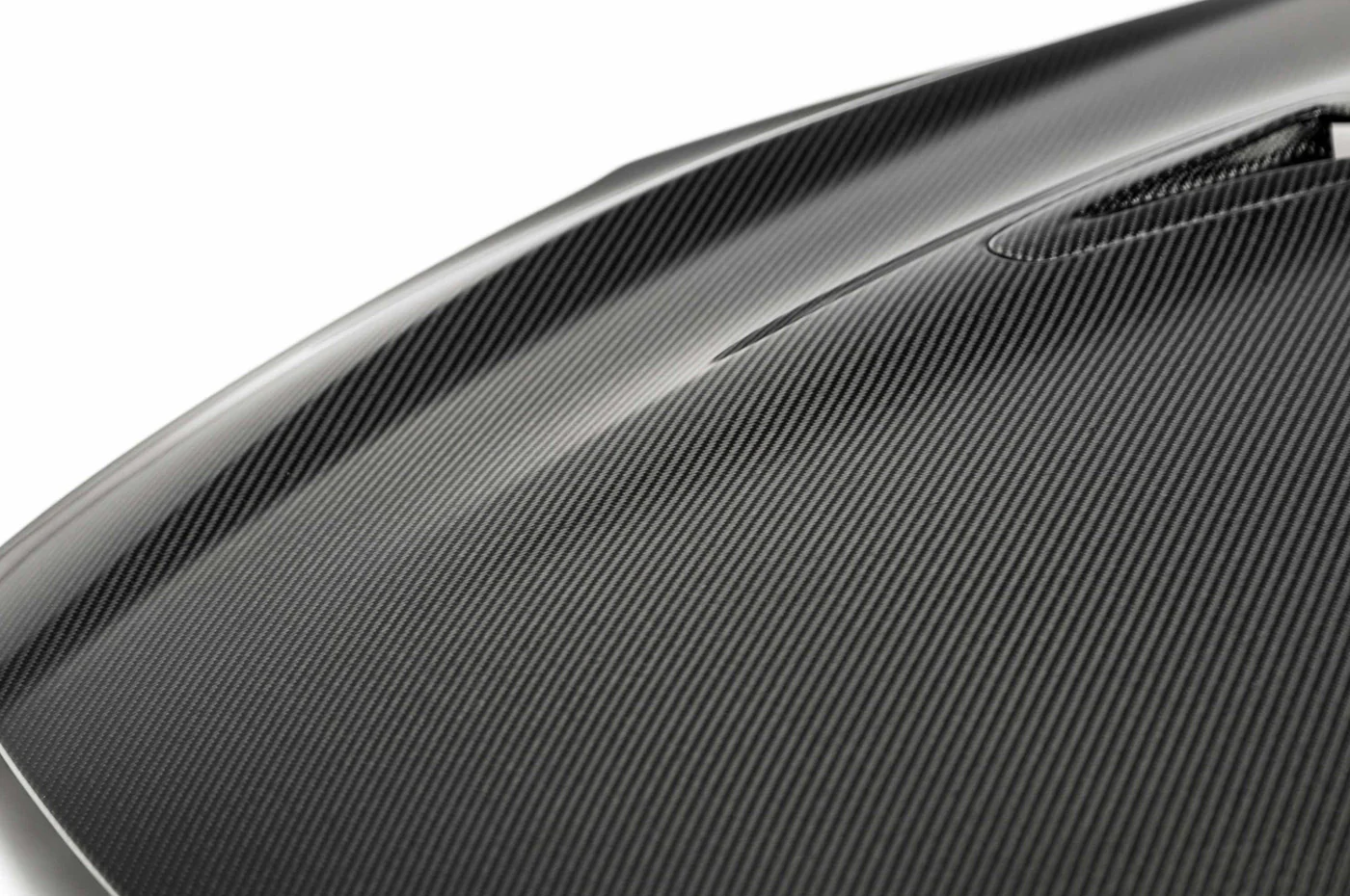 Seibon OEM Style Carbon Fiber Hood for 2017+ R35 GTR (HD17NSGTR-OE) - Image 3