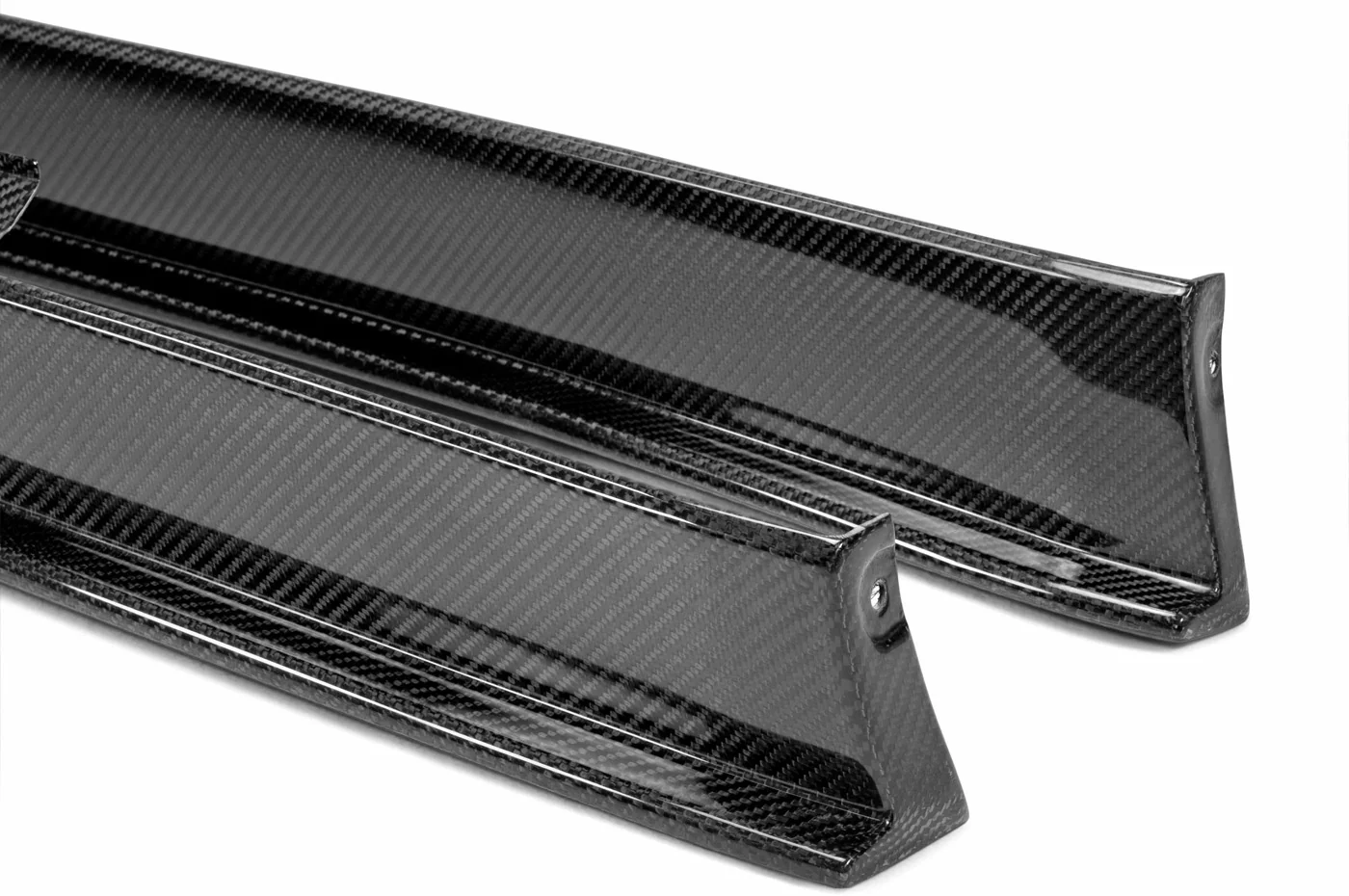 Seibon SS Style Carbon Fiber Side Skirts for R35 GTR 2009-2016 (SS1113NSGTR-SS) - Image 4