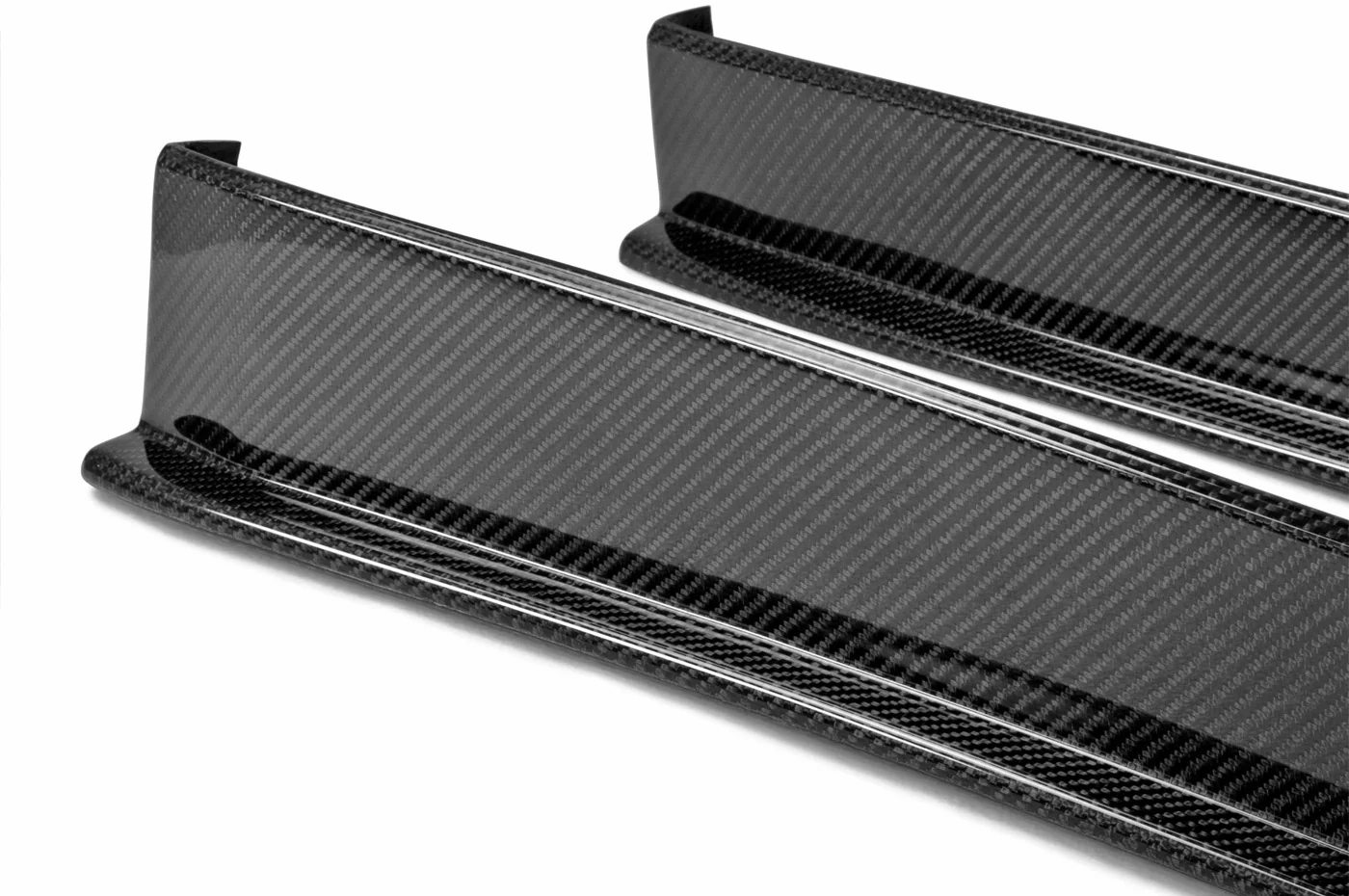Seibon SS Style Carbon Fiber Side Skirts for R35 GTR 2009-2016 (SS1113NSGTR-SS) - Image 5