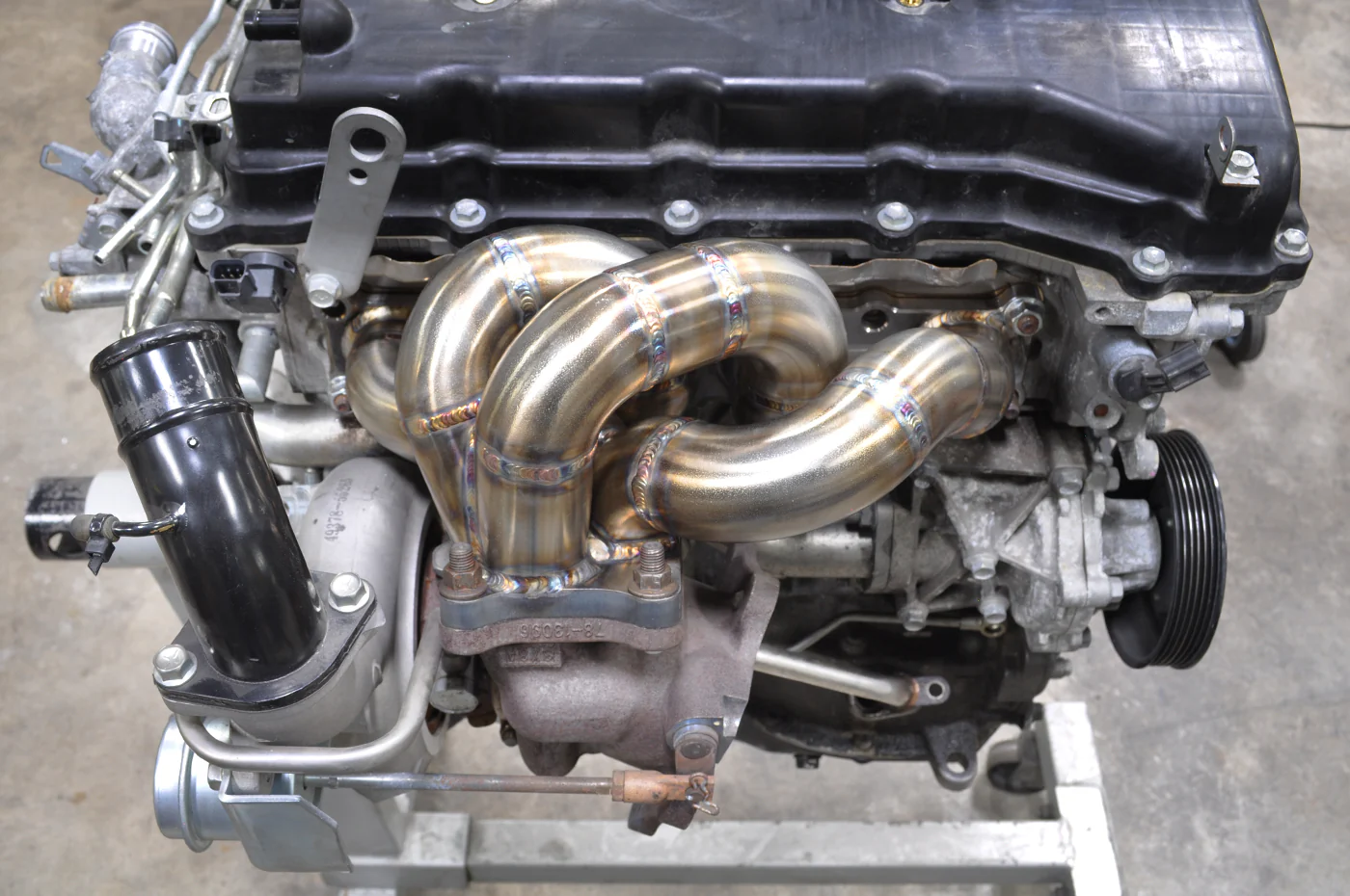STM Evo X Stock Replacement Exhaust Manifold - Image 11