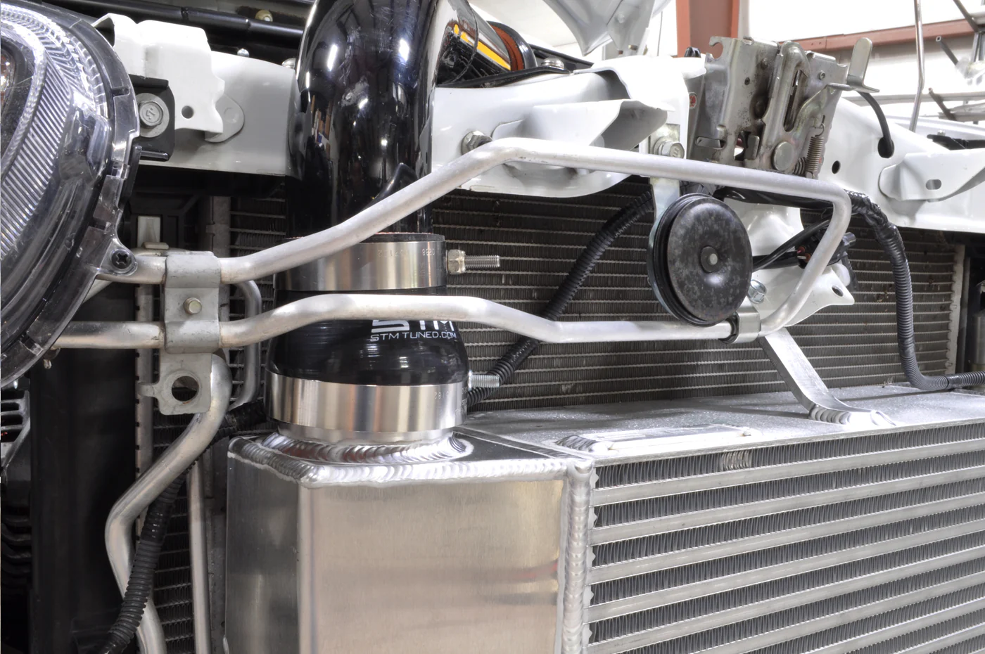 STM Evo X 1300HP Race Intercooler - Image 9