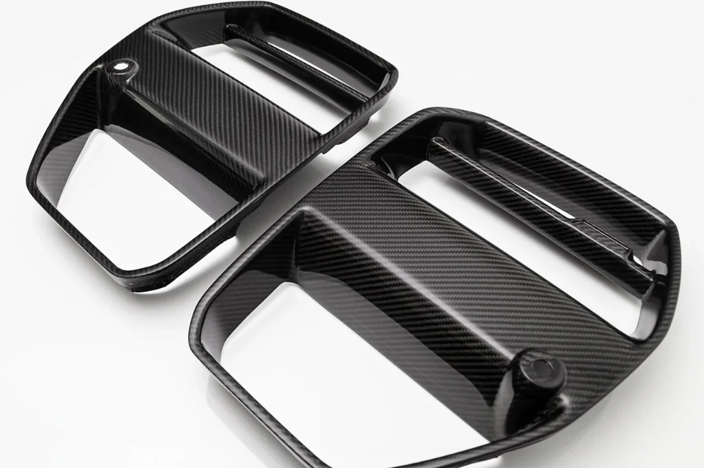 Vorsteiner BMW G8X M3/M4 Carbon Fiber VRS Front Motorsport Grille (BMV3005) - Image 4