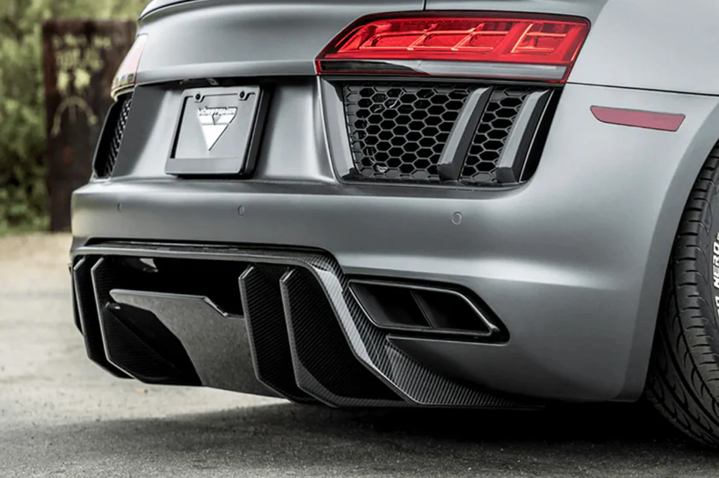 Vorsteiner Carbon Fiber Rear Diffuser for 2016+ Audi R8 (VUD2150) - Image 6
