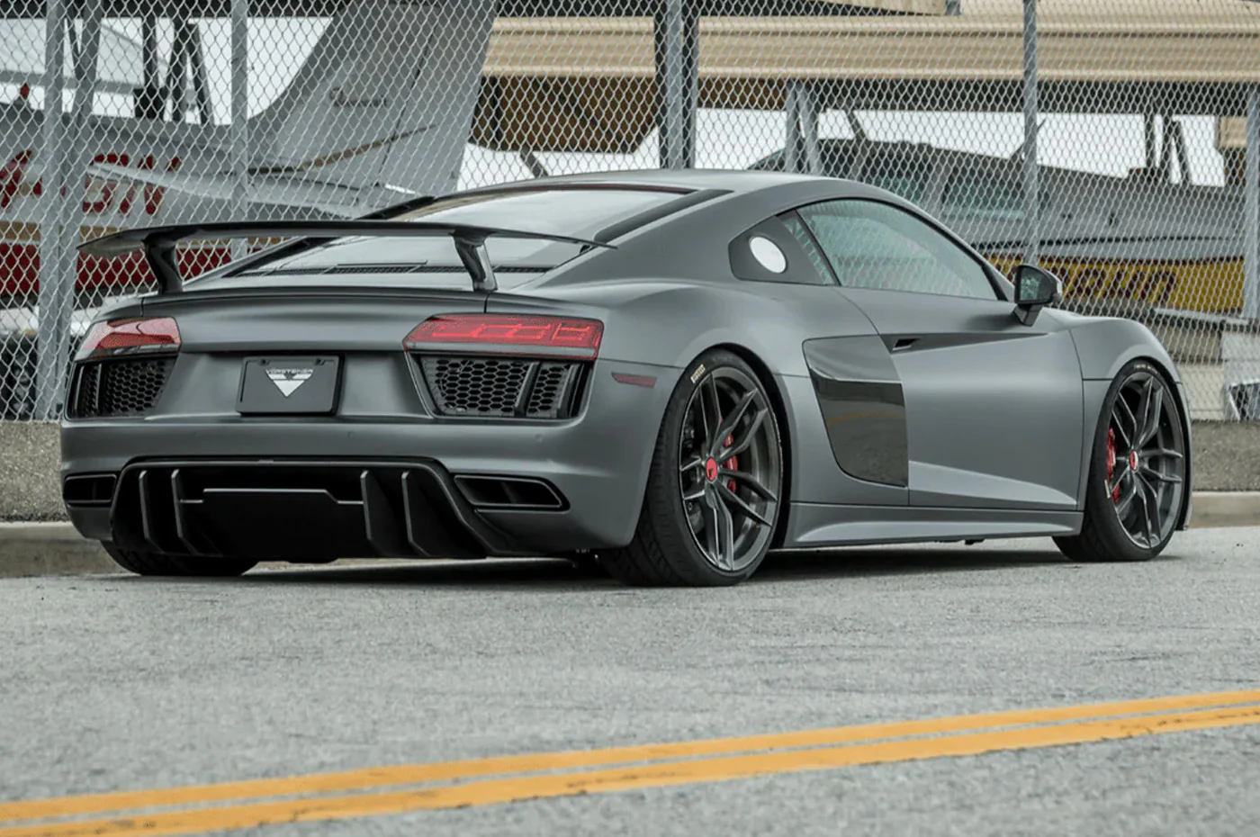 Vorsteiner Carbon Fiber Rear Diffuser for 2016+ Audi R8 (VUD2150) - Image 7