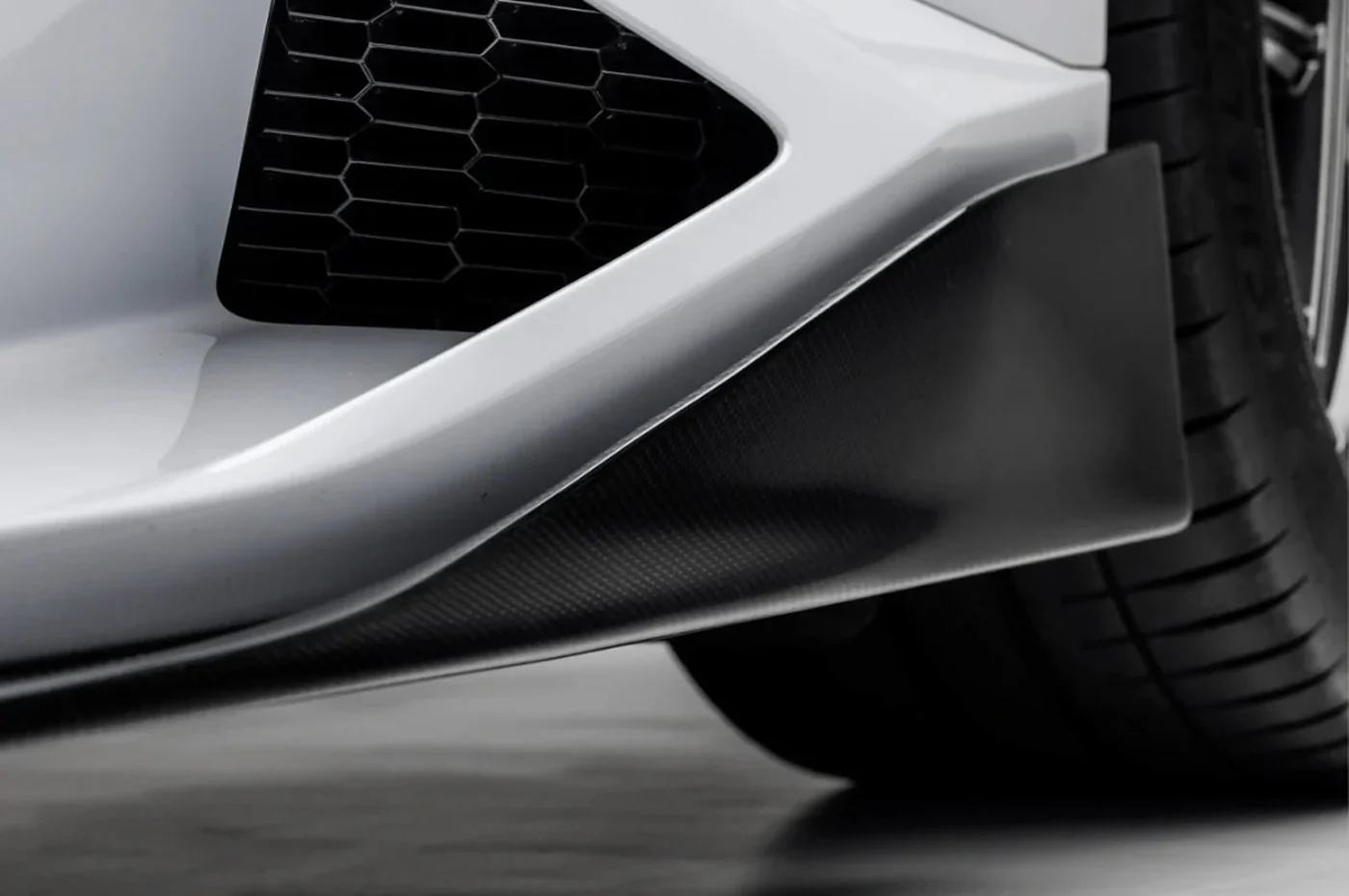 Vorsteiner Lamborghini Huracan Mondiale Edizione Carbon Aero Side Blades (0830LOV) - Image 6