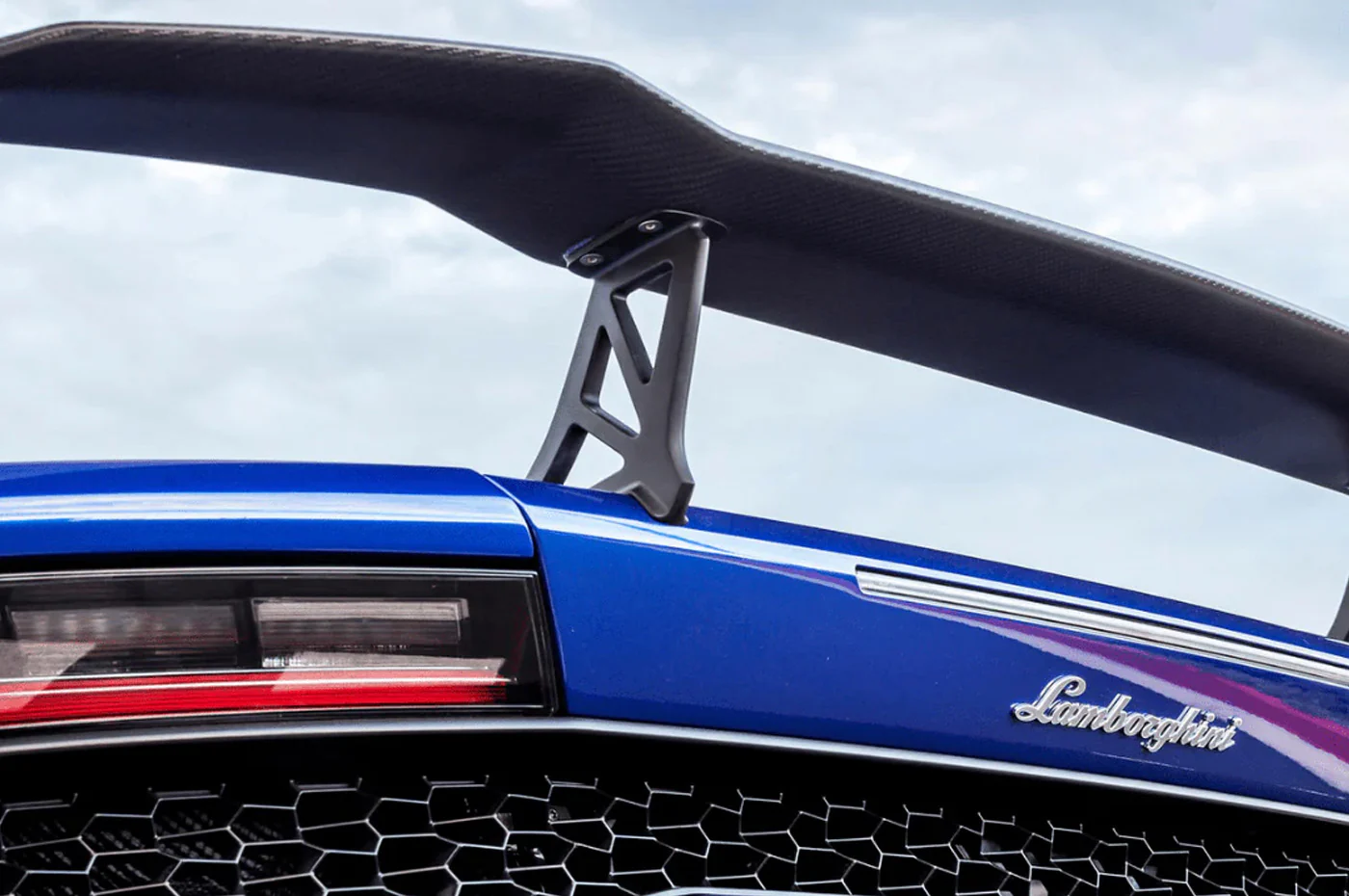 Vorsteiner Lamborghini Huracan Novara Edizione Carbon Aero Wing (0930LOV) - Image 6
