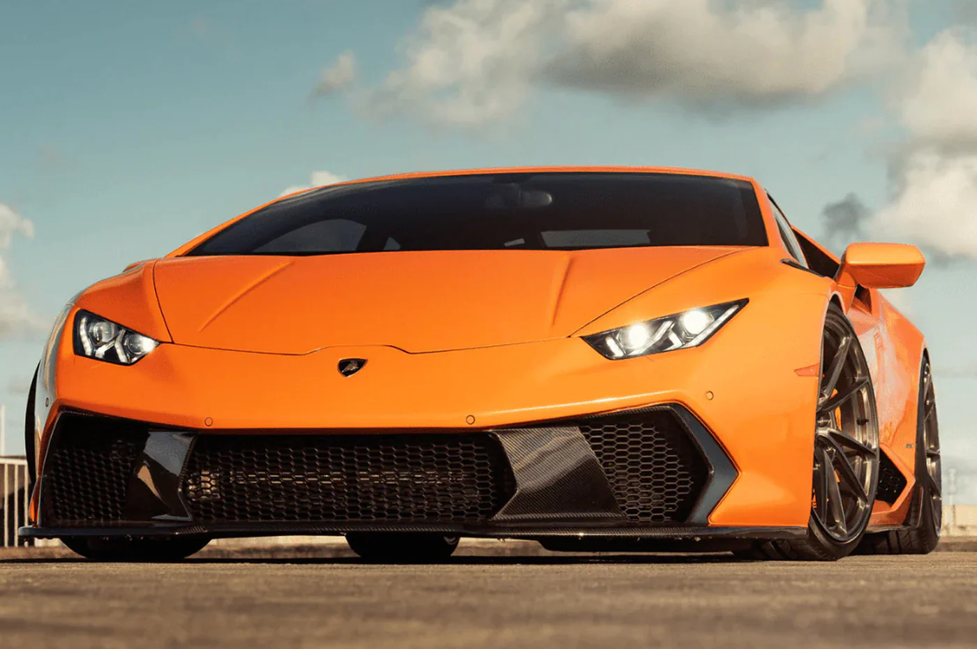 Vorsteiner Lamborghini Huracan Novara Edizione Carbon Fiber Aero Front Bumper w/ Spoiler (0910LOV) - Image 11