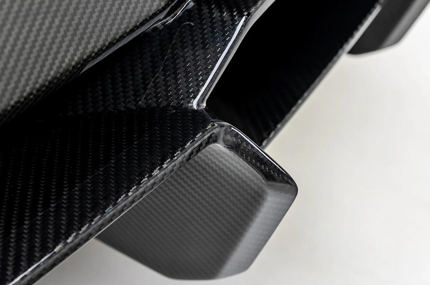 Vorsteiner Lamborghini Huracan STO Carbon Fiber Rear Diffuser (4050LOV) - Image 6