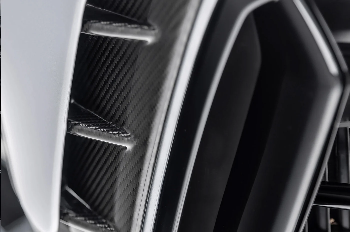 Vorsteiner Lamborghini Urus Performante Edizione Carbon Aero Fender Flares (5090LOV) - Image 6