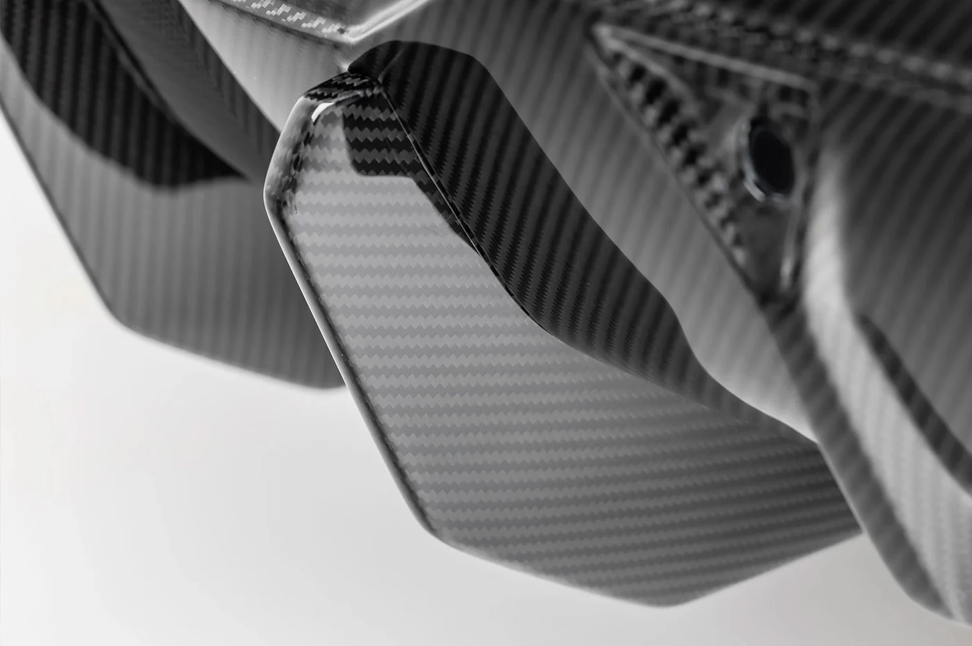 Vorsteiner Lamborghini Urus Performante Edizione Carbon Aero Rear Diffuser (5050LOV) - Image 7