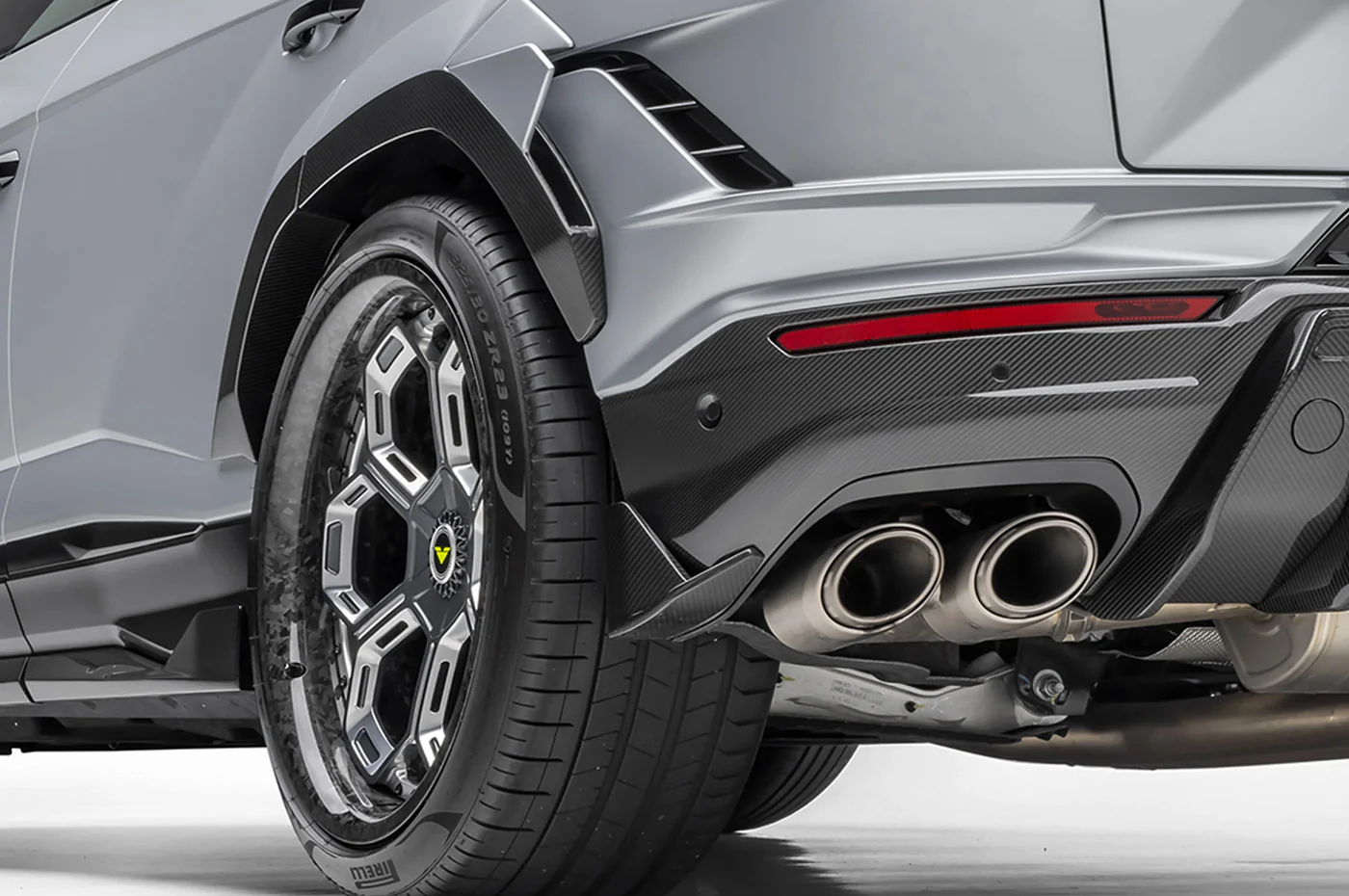 Vorsteiner Lamborghini Urus Performante Edizione Carbon Aero Side Fins (5025LOV) - Image 6