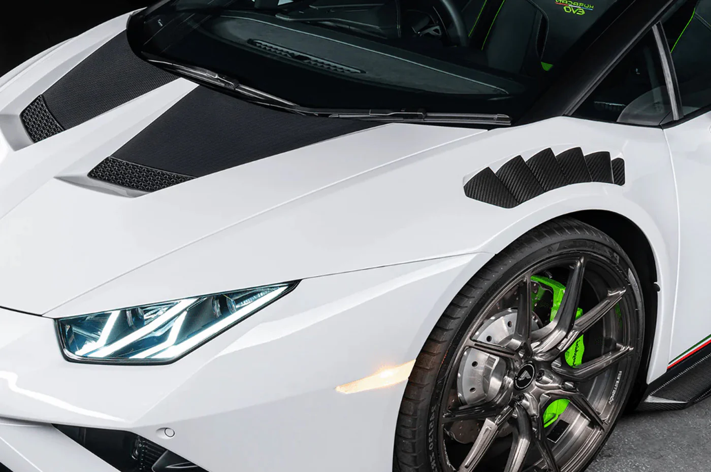 Vorsteiner Novara Edizione Front Fenders w/ Integrated Vents & Splash Shields For Lamborghini Huracan (0940LOV) - Image 6