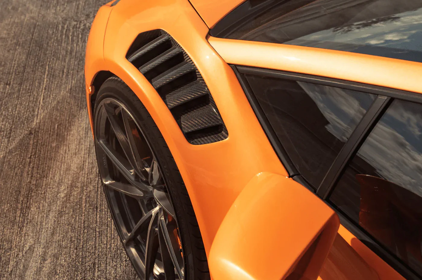 Vorsteiner Novara Edizione Front Fenders w/ Integrated Vents & Splash Shields For Lamborghini Huracan (0940LOV) - Image 9