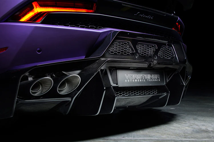 Vorsteiner Novara Edizione Rear Bumper w/ Rear Diffuser For Lamborghini Huracan (0920LOV) - Image 4