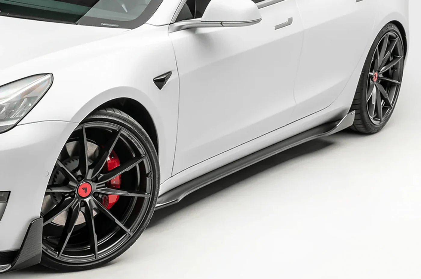 Vorsteiner Tesla Model 3 Volta Aero Carbon Fiber Side Skirts (TEV1030) - Image 2