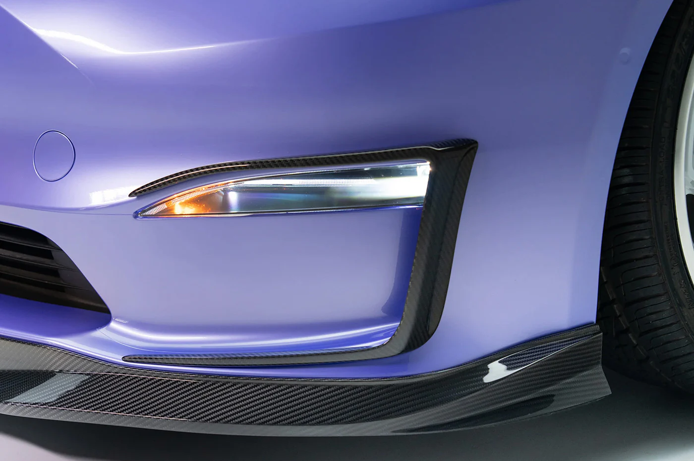 Vorsteiner Tesla Model S Plaid VRS Aero Carbon Fiber Bumper Flares (TEV3025) - Image 4